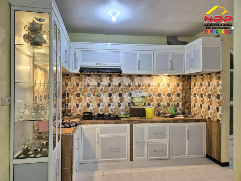 Dijual Rumah 2 Lantai Pojok Siap Huni di Perum Adimas Sobo - Banyuwangi  Dijual Rumah 2 Lantai Pojok Siap Huni di Perum Adimas Sobo - Banyuwangi  Dijual Rumah 2 Lantai Pojok Siap Huni di Perum Adimas Sobo - Banyuwangi&nbsp;
Lokasi sangat nyaman dan cocok untuk tempat tinggal, View NRP BANYUWANGI