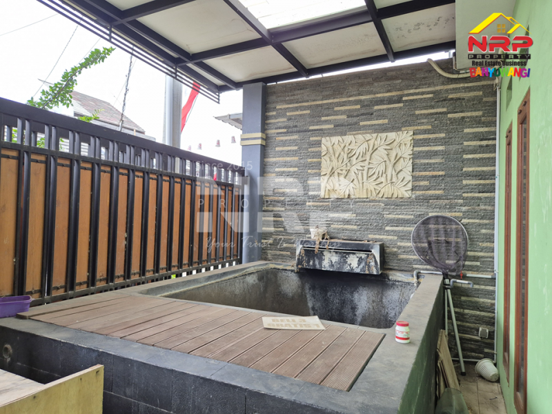 Dijual Rumah 2 Lantai Pojok Siap Huni di Perum Adimas Sobo - Banyuwangi  Dijual Rumah 2 Lantai Pojok Siap Huni di Perum Adimas Sobo - Banyuwangi  Dijual Rumah 2 Lantai Pojok Siap Huni di Perum Adimas Sobo - Banyuwangi&nbsp;
Lokasi sangat nyaman dan cocok untuk tempat tinggal, View NRP BANYUWANGI