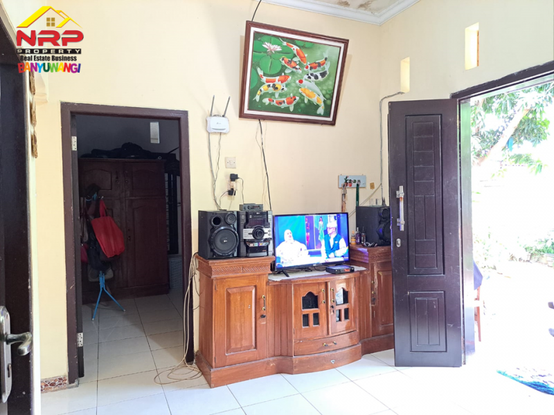 Dijual Rumah 2 Lantai + Ruang usaha/toko Siap Huni di Banjarsari - Banyuwangi  Dijual Rumah 2 Lantai + Ruang usaha/toko Siap Huni di Banjarsari - Banyuwangi  Dijual Rumah 2 Lantai + Ruang usaha/toko Siap Huni di Banjarsari - Banyuwangi&nbsp;
Lokasi sangat strategis dekat dengan Pusat Pendidikan Ternama Banyuwangi NRP BANYUWANGI