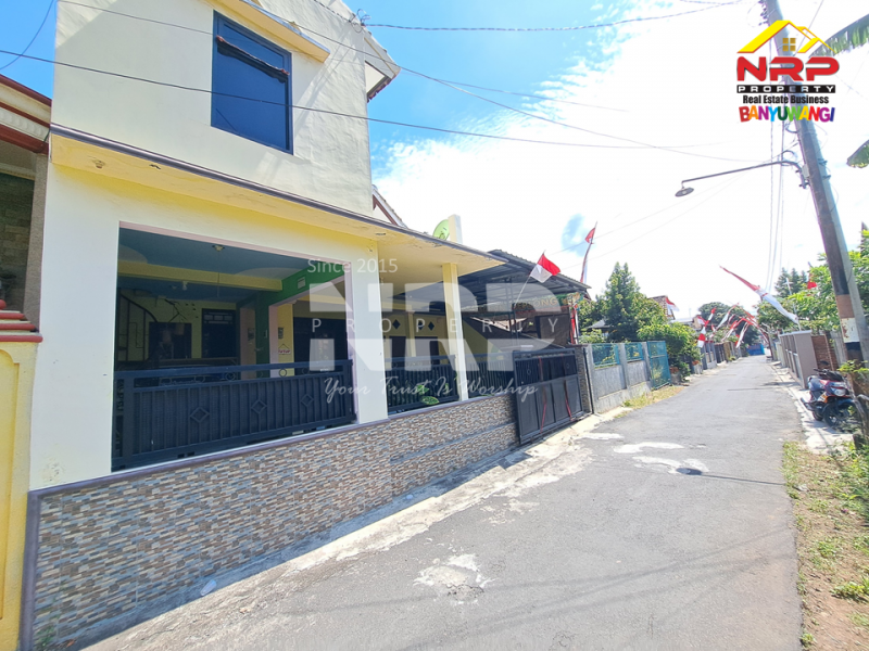 Dijual Rumah 2 lantai Sangat Strategis di Belakang Kantor Kec. Banyuwangi  Dijual Rumah 2 lantai Sangat Strategis di Belakang Kantor Kec. Banyuwangi  Dijual Rumah 2 lantai Sangat Strategis di Belakang Kantor Kec. Banyuwangi&nbsp;
100 Meter dari Jl. Brigjen Katamso&nbsp; - Banyuwangi&nbsp;
Sangat Cocok NRP BANYUWANGI