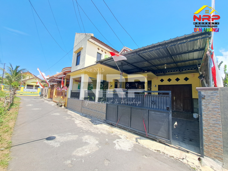 Dijual Rumah 2 lantai Sangat Strategis di Belakang Kantor Kec. Banyuwangi  Dijual Rumah 2 lantai Sangat Strategis di Belakang Kantor Kec. Banyuwangi  Dijual Rumah 2 lantai Sangat Strategis di Belakang Kantor Kec. Banyuwangi&nbsp;
100 Meter dari Jl. Brigjen Katamso&nbsp; - Banyuwangi&nbsp;
Sangat Cocok NRP BANYUWANGI