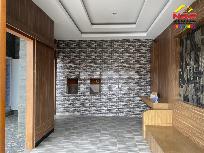 Dijual Rumah 2 Lantai Siap Huni di Barat Stadion Diponegoro Banyuwangi Dijual Rumah 2 Lantai Banyuwangi Kota  Dijual Rumah 2 Lantai Siap Bangun di Barat Stadion Diponegoro Banyuwangi
Lokasi Sangat Strategis&nbsp; di Pusat Kota Banyuwangi. Dekat dengan FIKIA UNAIR NRP BANYUWANGI