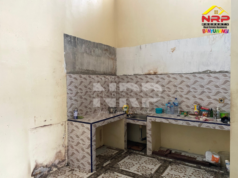 Dijual Rumah 2 Lantai Siap Huni di Barat Stadion Diponegoro Banyuwangi Dijual Rumah 2 Lantai Banyuwangi Kota  Dijual Rumah 2 Lantai Siap Bangun di Barat Stadion Diponegoro Banyuwangi
Lokasi Sangat Strategis&nbsp; di Pusat Kota Banyuwangi. Dekat dengan FIKIA UNAIR NRP BANYUWANGI