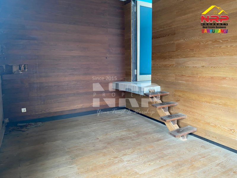 Dijual Rumah 2 Lantai Siap Huni di Barat Stadion Diponegoro Banyuwangi Dijual Rumah 2 Lantai Banyuwangi Kota  Dijual Rumah 2 Lantai Siap Bangun di Barat Stadion Diponegoro Banyuwangi
Lokasi Sangat Strategis&nbsp; di Pusat Kota Banyuwangi. Dekat dengan FIKIA UNAIR NRP BANYUWANGI