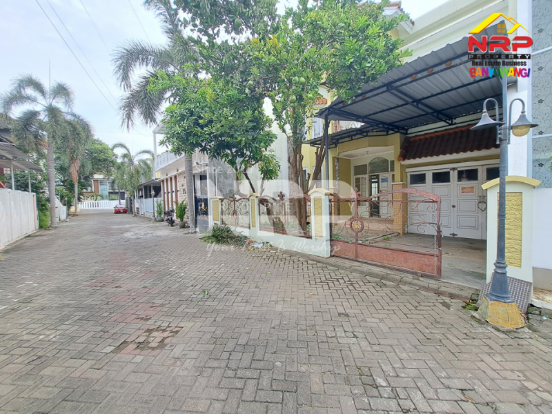 Dijual Rumah 2 Lantai Siap Huni di Gardenia Estate Banyuwangi Dijual Rumah 2 Lantai Siap Huni di Gardenia Estate Banyuwangi Dijual Rumah 2 Lantai Siap Huni di Gardenia Estate Banyuwangi
Hunian Elit Pusat Kota Dengan Lingkungan Aman, Nyaman dan Asri.&nbsp;
Dengan nilai investasi NRP BANYUWANGI