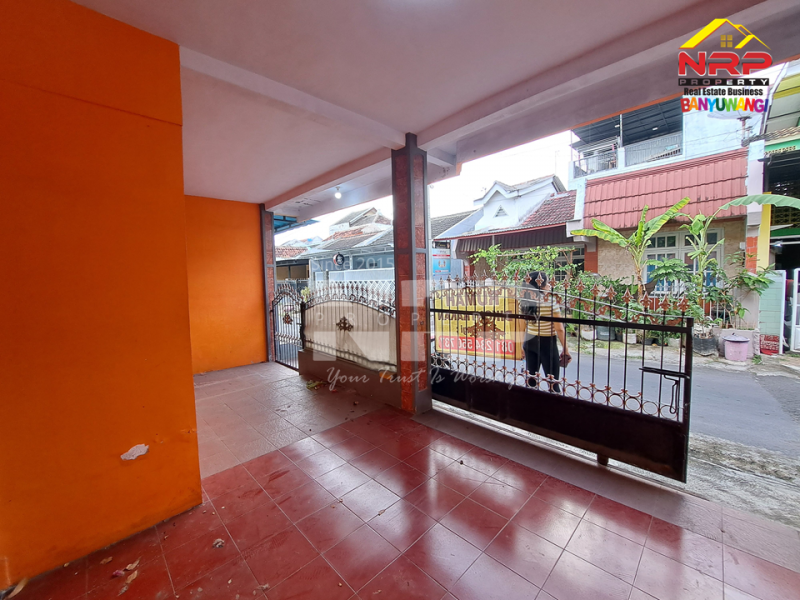 Dijual  Rumah 2 Lantai  Siap Huni di Kebalenan - Banyuwangi  Dijual  Rumah 2 Lantai  Siap Huni di Kebalenan - Banyuwangi  Dijual&nbsp; Rumah 2 Lantai&nbsp; Siap Huni di Kebalenan - Banyuwangi&nbsp;
Berada dikawasan perumahan. Sangat Cocok Untuk Hunian Dekat dengan Fasilitas NRP BANYUWANGI