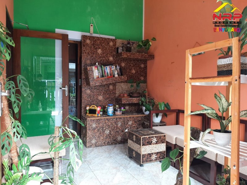 Dijual Rumah 2 Lantai Siap Huni di Perum Griya Indah Agus Salim - Banyuwangi Dijual Rumah 2 Lantai Siap Huni di Perum Griya Indah Agus Salim - Banyuwangi Dijual Rumah 2 Lantai Siap Huni di Perum Griya Indah Agus Salim - Banyuwangi
Hunian Nyaman dengan akses jalan utama Jl. KH Agus Salim

LT/LB : 113/110 M2 NRP BANYUWANGI