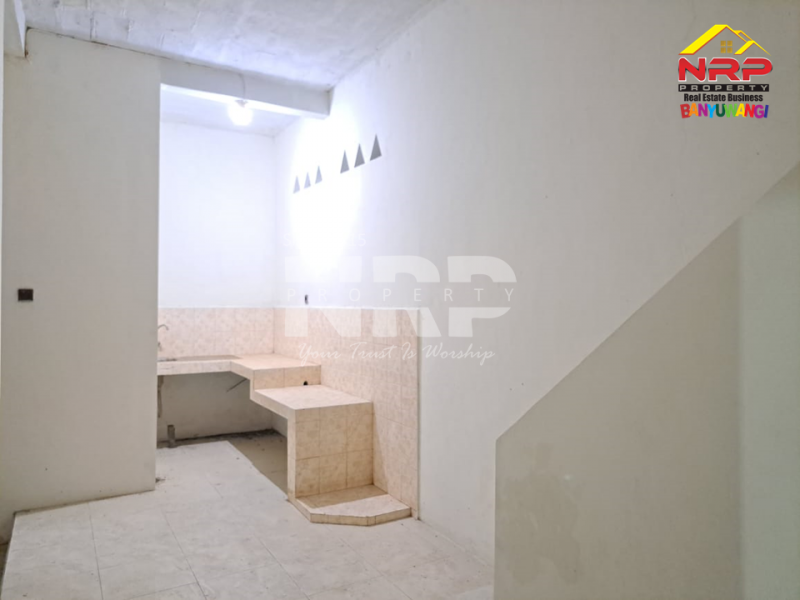 Dijual Rumah 2 upto 3 Lantai di Mendut Regency Banyuwangi  Dijual Rumah 2 upto 3 Lantai di Mendut Regency Banyuwangi  Dijual Rumah 2 upto 3 Lantai di Mendut Regency Banyuwangi&nbsp;
Hunian Exclusive terletak di Kawasan Komersil dan Kantor Pemerintahan Banyuwangi&nbsp;

Luas NRP BANYUWANGI