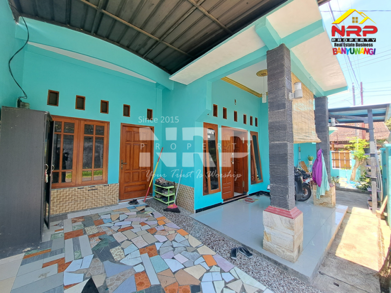 Dijual Rumah 3 Lantai Siap Huni di Tengah Kota Banyuwangi  Dijual Rumah 3 Lantai Siap Huni di Tengah Kota Banyuwangi  Dijual Rumah 3 Lantai Siap Huni di Tengah Kota Banyuwangi&nbsp;
Lokasi sangat nyaman dan cocok untuk tempat tinggal
Dekat Fasilitas Pendidikan, Pebelanjaan, NRP BANYUWANGI