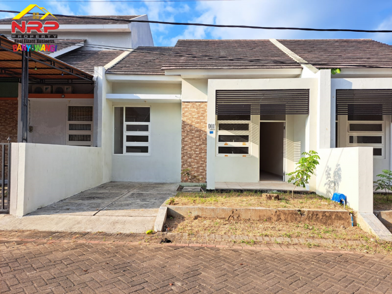 Dijual Rumah Baru di tepi Jl. Yos Sudarso - Banyuwangi  Dijual Rumah Baru Murah  di tepi Jl. Yos Sudarso - Banyuwangi  Dijual Rumah Baru di tepi Jl. Yos Sudarso - Banyuwangi&nbsp;
Berada di kawasan Perumahan Exclusive . One Get Sistem dengan Keamanan . Lingkungan nyaman dan NRP BANYUWANGI