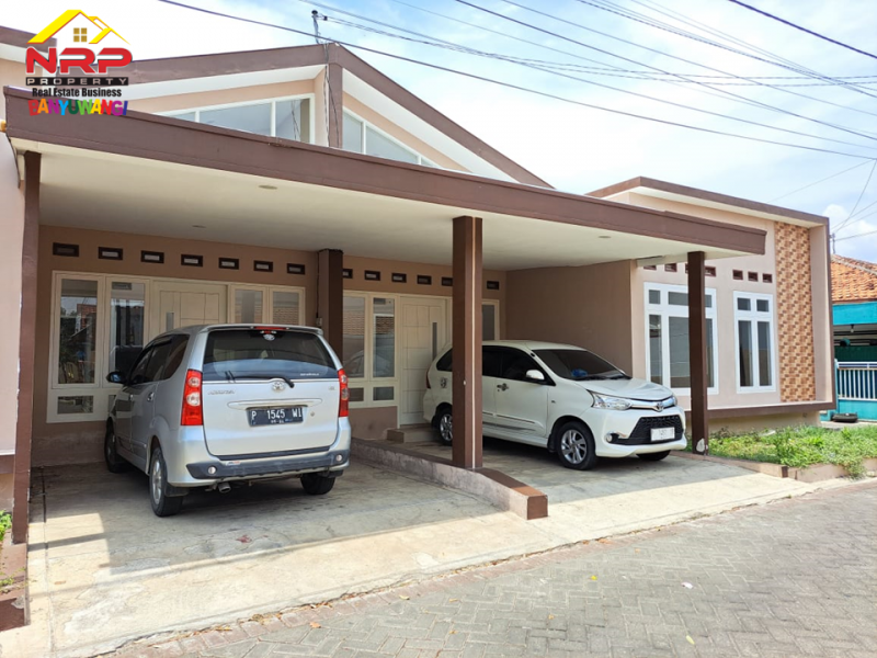 Dijual Rumah Baru Hook Siap Huni 100 Meter dari Kantor Pemkab Banyuwangi  Dijual Rumah Baru Hook Siap Huni 100 Meter dari Kantor Pemkab Banyuwangi  Dijual Rumah Baru Hook Siap Huni 100 Meter dari Kantor Pemkab Banyuwangi&nbsp;
Lingkungan strategis , Berada di Pusat Perkantoran dan Perbelanjaan NRP BANYUWANGI