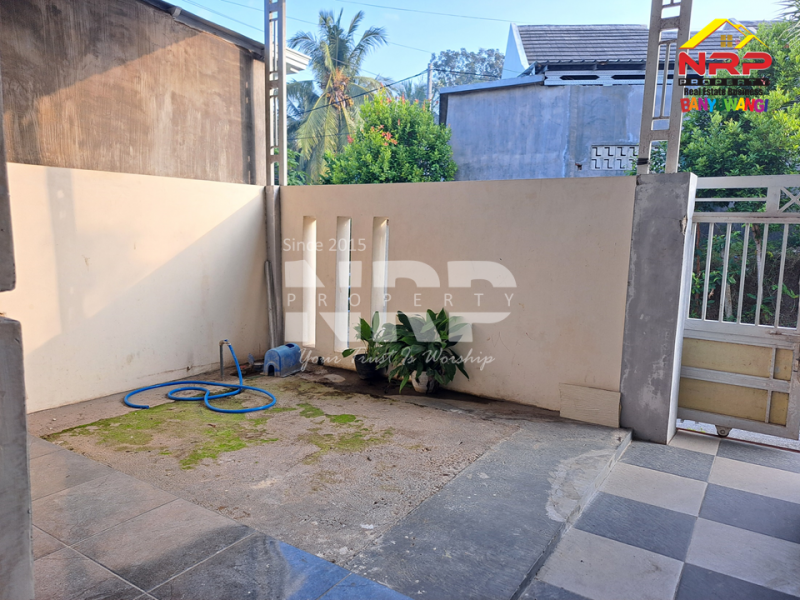Dijual Rumah Baru Minimalis di Kawasan Perumahan Giri  - Bwi Dijual Rumah Baru Minimalis di Kawasan Perumahan Giri  Banyuwangi  Dijual Rumah Baru Minimalis di Kawasan Perumahan Giri&nbsp; - Bwi
Akses Jln. Utama Raden Wijaya&nbsp;
One Get Sistem , Cocok untuk rumah hunian.

Luas NRP BANYUWANGI