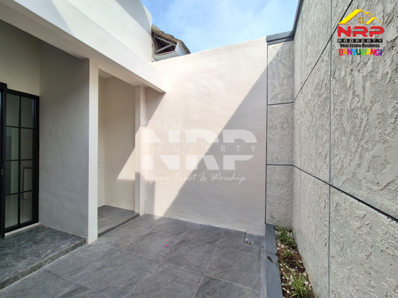 Dijual Rumah Baru Modern di Sobo Banyuwangi Dijual Rumah Baru Modern di Sobo Banyuwangi Dijual Rumah Baru Modern di Sobo Banyuwangi
Hunian fresh from the oven dengan konsep modern minimalis, finishing rapi, dan layout ruangan yang super NRP BANYUWANGI