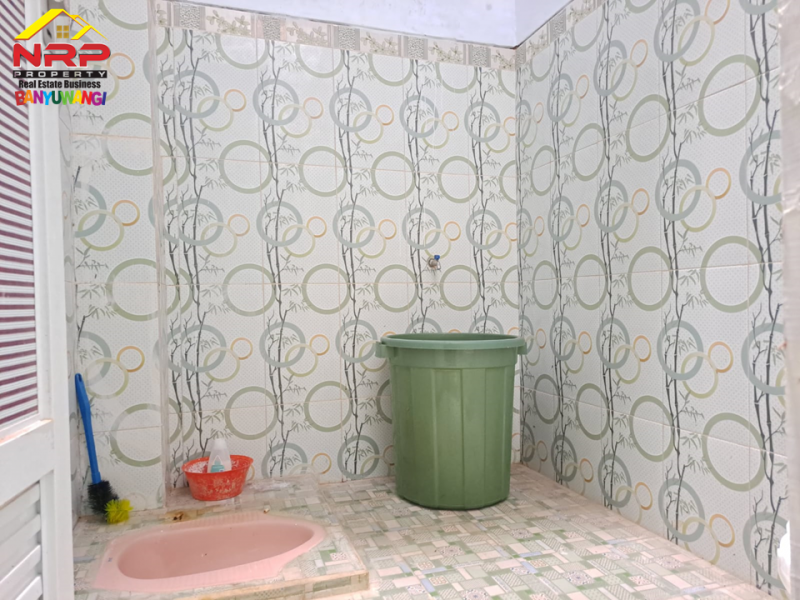 Dijual Rumah Baru Murah  Siap Huni Pojok di Perum. Permata Giri - Banyuwangi Dijual Rumah Baru Siap Huni Pojok di Perum. Permata Giri - Banyuwangi Dijual Rumah Baru Siap Huni Pojok di Perum. Permata Giri - Banyuwangi
Lokasi Sangat Strategis Terletak di 0 Jalan Utama Raden Wijaya - Banyuwangi

Luas NRP BANYUWANGI
