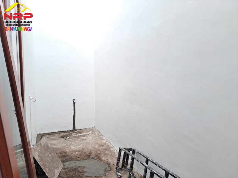 Dijual Rumah Baru Siap Huni di Pusat Kota Banyuwangi  Dijual Rumah Baru Murah  300 jutaan  Siap Huni di Pusat Kota Banyuwangi  Dijual Rumah Baru Siap Huni di Pusat Kota Banyuwangi&nbsp;
Kawasan bebas banjir, Lokasi sangat nyaman dan cocok untuk tempat tinggal
One get sistem. Dekat NRP BANYUWANGI