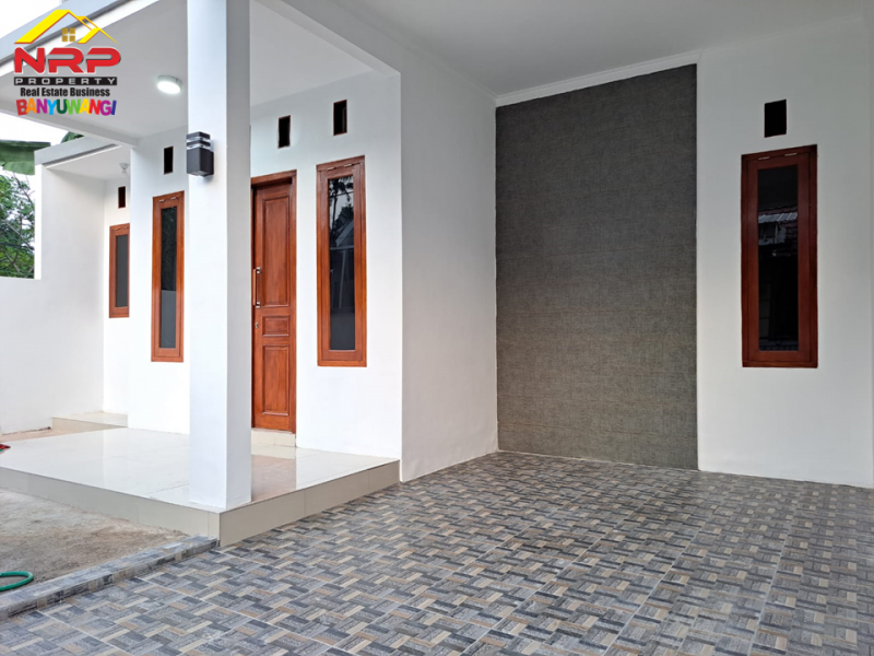 Dijual Rumah Baru Siap Huni di Pusat Kota Banyuwangi  Dijual Rumah Baru Murah  300 jutaan  Siap Huni di Pusat Kota Banyuwangi  Dijual Rumah Baru Siap Huni di Pusat Kota Banyuwangi&nbsp;
Kawasan bebas banjir, Lokasi sangat nyaman dan cocok untuk tempat tinggal
One get sistem. Dekat NRP BANYUWANGI