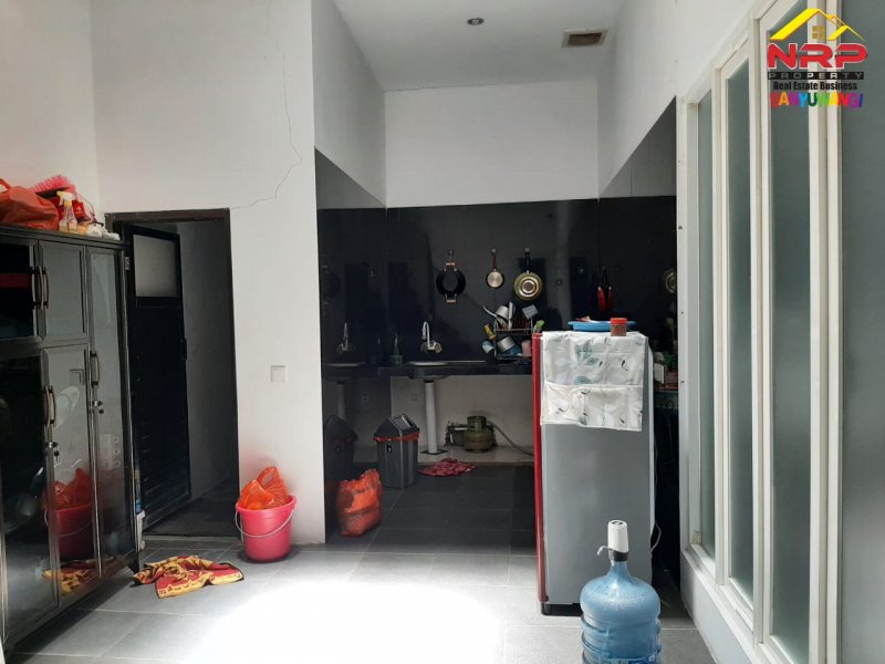 Dijual Rumah Cantik 2 Lantai  di Mojopanggung - Banyuwangi Dijual Rumah Cantik 2 Lantai  di Mojopanggung - Banyuwangi Dijual Rumah Cantik 2 Lantai&nbsp; di Mojopanggung - Banyuwangi
Lokasi Strategis terletak di Jantung Kota Banyuwangi
Dekat dengan fasilitas Pendidikan, NRP BANYUWANGI