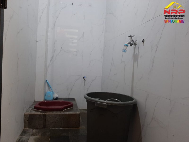 Dijual Rumah Cantik 2 Lantai  di Mojopanggung - Banyuwangi Dijual Rumah Cantik 2 Lantai  di Mojopanggung - Banyuwangi Dijual Rumah Cantik 2 Lantai&nbsp; di Mojopanggung - Banyuwangi
Lokasi Strategis terletak di Jantung Kota Banyuwangi
Dekat dengan fasilitas Pendidikan, NRP BANYUWANGI