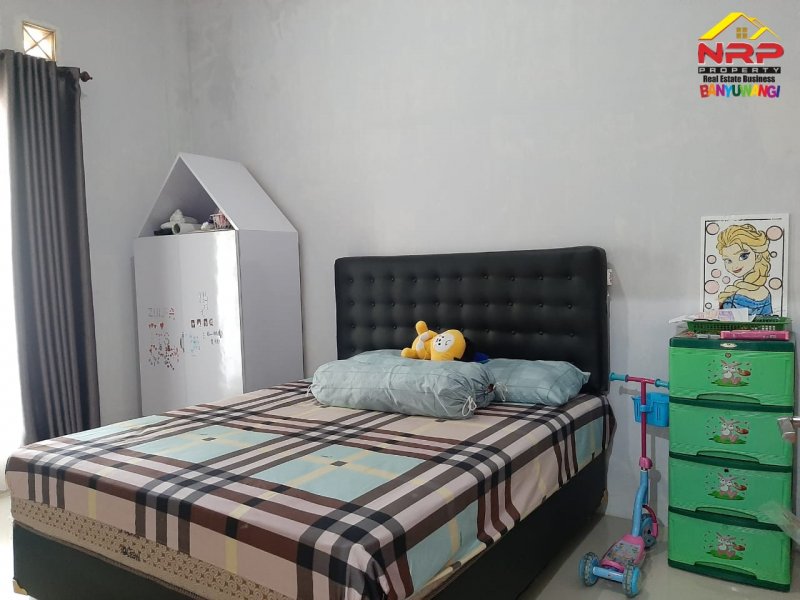 Dijual Rumah Cantik 2 Lantai  di Mojopanggung - Banyuwangi Dijual Rumah Cantik 2 Lantai  di Mojopanggung - Banyuwangi Dijual Rumah Cantik 2 Lantai&nbsp; di Mojopanggung - Banyuwangi
Lokasi Strategis terletak di Jantung Kota Banyuwangi
Dekat dengan fasilitas Pendidikan, NRP BANYUWANGI