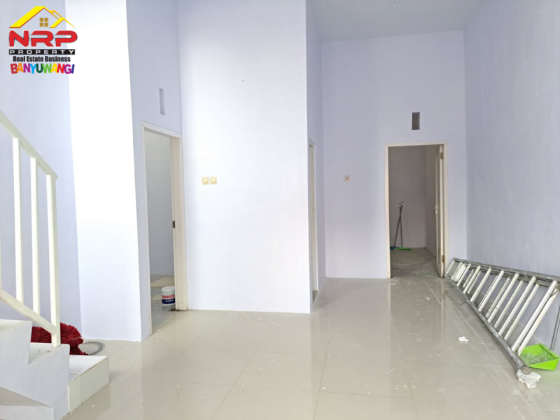Dijual Rumah Cantik 2 Lantai di Pusat Kota Banyuwangi   Dijual Rumah Cantik 2 Lantai di Pusat Kota Banyuwangi   ijual Rumah Cantik 2 Lantai di Pusat Kota Banyuwangi&nbsp;&nbsp;
Terletak di Jl. Terusan Borobudur Tamanbaru
Sangat Cocok untuk Rumah Kos Pegawai, Home NRP BANYUWANGI