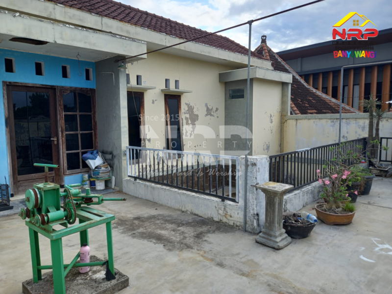 Dijual Rumah Cantik 2 Lantai di Tamanbaru, Banyuwangi  Dijual Rumah 2 Lantai di Tamanbaru, Banyuwangi  Dijual Rumah Cantik 2 Lantai di Tamanbaru, Banyuwangi&nbsp;
Dekat dengan Kantor Pemda dan Pemerintahan, Dekat Dengan Fasilitas Pendidikan, Perbelanjaan dan NRP BANYUWANGI