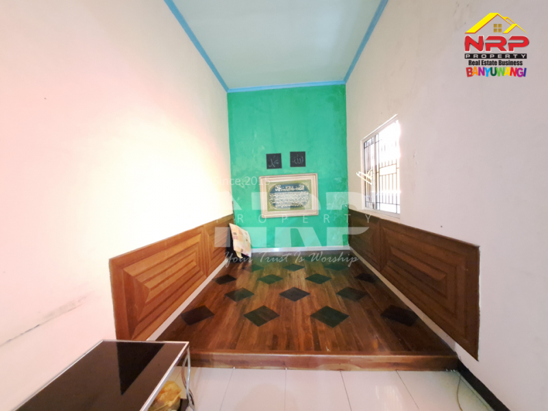 Dijual Rumah Cantik 2 Lantai Posisi Hook Full Furniture di Perum Djati Kayangan - Banyuwangi Dijual rumah di Perum. Djati khayangan banyuwangi  Dijual Rumah Cantik 2 Lantai Posisi Hook Full Furniture di Perum Djati Kayangan - Banyuwangi
Lokasi Sangat Strategis Terletak di 0 Jalan Utama Raden Wijaya - NRP BANYUWANGI