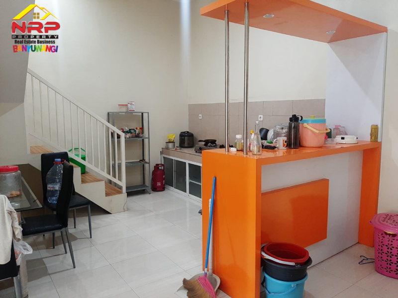 Dijual Rumah Cantik 2 Lantai Siap Huni di Perum. Brawijaya Residance - Banyuwangi Dijual Rumah Cantik 2 Lantai Siap Huni di Perum. Brawijaya Residance - Banyuwangi Dijual Rumah Cantik 2 Lantai Siap Huni di Perum. Brawijaya Residance - Banyuwangi
Lingkungan aman, nyaman dan asri&nbsp; dengan akses one get NRP BANYUWANGI
