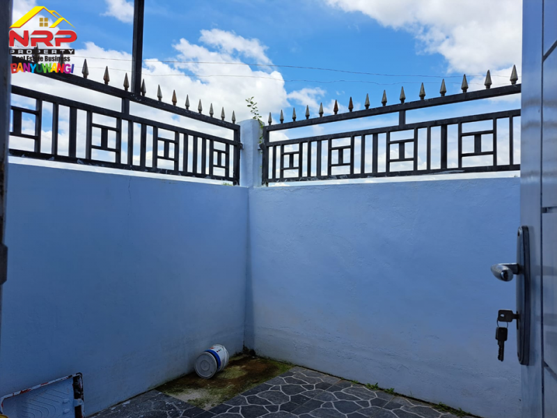 Dijual Rumah Cantik 2 Lantai Siap Huni di Perum. GPI Rogojampi - Banyuwangi Dijual Rumah Murah Cantik 2 Lantai Siap Huni di Perum. GPI Rogojampi - Banyuwangi Dijual Rumah Cantik 2 Lantai Siap Huni di Perum. GPI Rogojampi - Banyuwangi
Hunian Strategis dekat dengan fasilitas perbelanjaan dan pasar rogojampi

Luas NRP BANYUWANGI