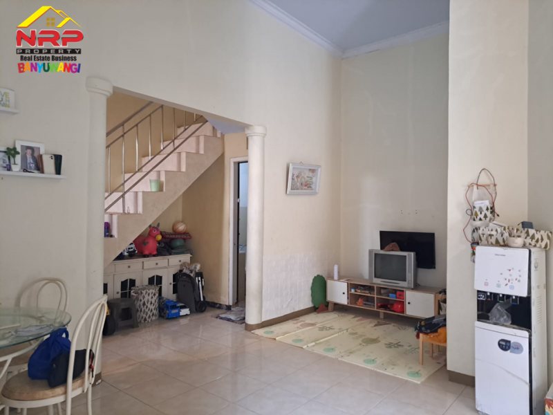 Dijual Rumah Cantik 2 Lantai Siap Huni di Perum. Mendut Regency - Banyuwangi  Dijual Rumah Cantik 2 Lantai Siap Huni di Perum. Mendut Regency - Banyuwangi  Dijual Rumah Cantik 2 Lantai Siap Huni di Perum. Mendut Regency - Banyuwangi&nbsp;
Hunian Exclusive terletak di Kawasan Perumahan Elit di Pusat Kota NRP BANYUWANGI