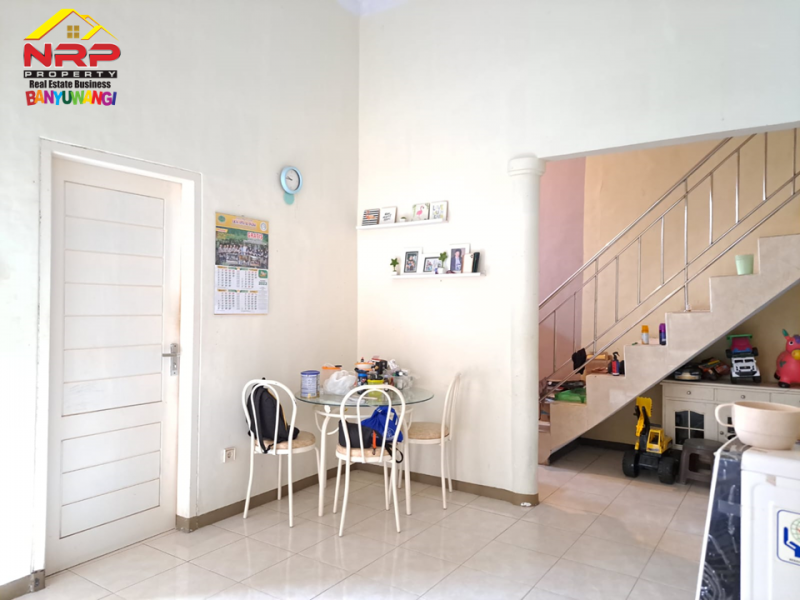 Dijual Rumah Cantik 2 Lantai Siap Huni di Perum. Mendut Regency - Banyuwangi  Dijual Rumah Cantik 2 Lantai Siap Huni di Perum. Mendut Regency - Banyuwangi  Dijual Rumah Cantik 2 Lantai Siap Huni di Perum. Mendut Regency - Banyuwangi&nbsp;
Hunian Exclusive terletak di Kawasan Perumahan Elit di Pusat Kota NRP BANYUWANGI