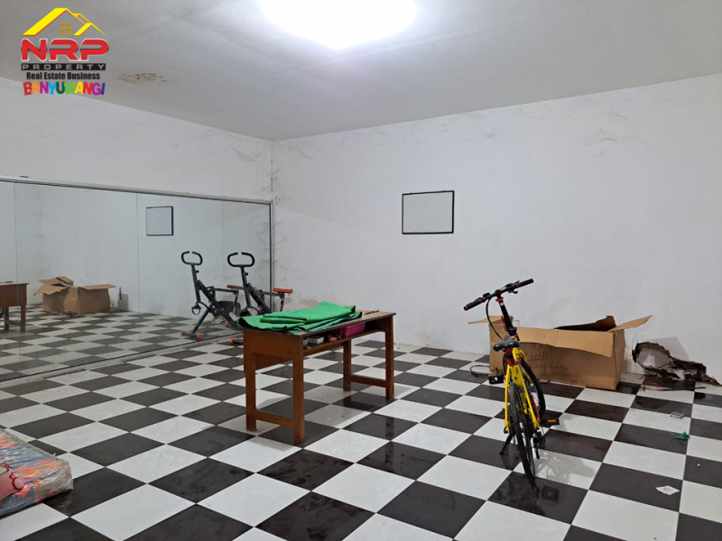 DIJUAL Rumah Cantik dan Luas di Purwoharjo, Banyuwangi   DIJUAL Rumah Cantik dan Luas di Purwoharjo, Banyuwangi   DIJUAL Rumah Cantik dan Luas di Purwoharjo, Banyuwangi&nbsp;&nbsp;
Dekat dengan kawasan Pendidikan SMAN 1 Purwoharjo, Dekat dengan Pasar Purwoharj
Cocok NRP BANYUWANGI