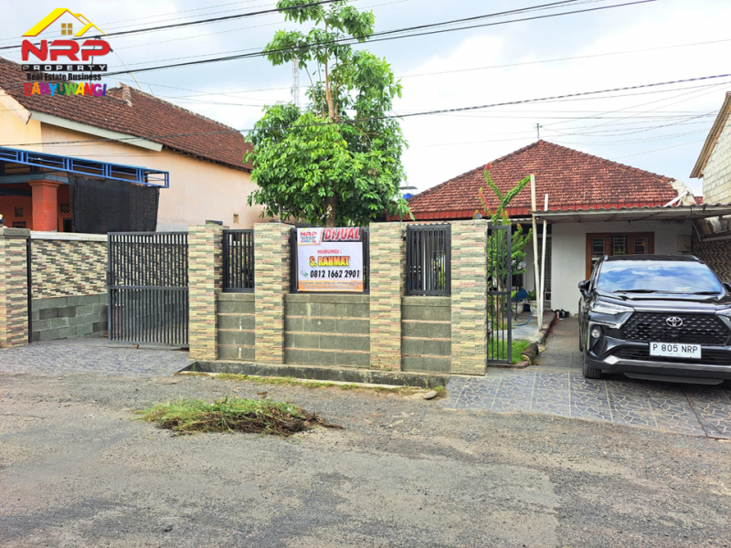 DIJUAL Rumah Cantik dan Luas di Purwoharjo, Banyuwangi   DIJUAL Rumah Cantik dan Luas di Purwoharjo, Banyuwangi   DIJUAL Rumah Cantik dan Luas di Purwoharjo, Banyuwangi&nbsp;&nbsp;
Dekat dengan kawasan Pendidikan SMAN 1 Purwoharjo, Dekat dengan Pasar Purwoharj
Cocok NRP BANYUWANGI