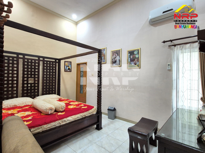Dijual Rumah Cantik Full Furniture dan Siap Huni di Kusuma Resort Glagah - Banyuwangi Jual rumah full furniture di glagah banyuwangi  Dijual Rumah Cantik Full Furniture dan Siap Huni di Kusuma Resort Glagah - Banyuwangi
Berada dikawasan yang sejuk dan asri.
Lokasi startegis akses 0&nbsp; NRP BANYUWANGI