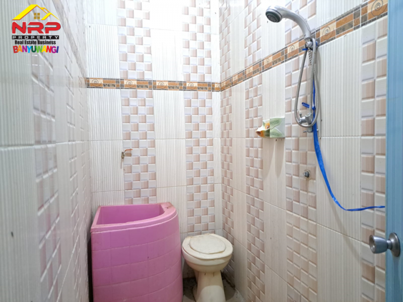 Dijual Rumah Cantik Full Keramik Dekat dengan Bandara Blimbingsari - Banyuwangi  Dijual Rumah Cantik Full Keramik Dekat dengan Bandara Blimbingsari - Banyuwangi  Dijual Rumah Cantik Full Keramik Dekat dengan Bandara Blimbingsari - Banyuwangi&nbsp;
Berada dikawasan padat penduduk, Akses Jln Aspal&nbsp;

LT/LB : NRP BANYUWANGI