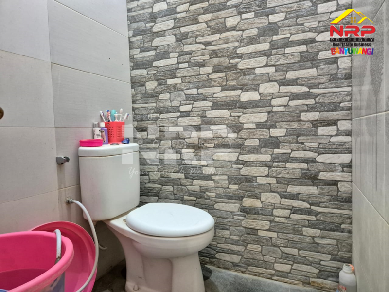 Dijual Rumah Cantik Full Perabot Siap Huni di Perum. Brawijaya Residance - Banyuwangi Dijual Rumah Cantik Full Perabot Siap Huni di Perum. Brawijaya Residance - Banyuwangi Dijual Rumah Cantik Full Perabot Siap Huni di Perum. Brawijaya Residance - Banyuwangi
Sangat Cocok Untuk Hunian Dekat dengan Fasilitas Pendidikan, NRP BANYUWANGI