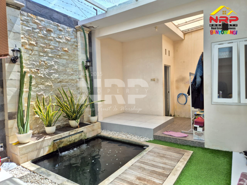 Dijual Rumah Cantik Full Perabot Siap Huni di Perum. Brawijaya Residance - Banyuwangi Dijual Rumah Cantik Full Perabot Siap Huni di Perum. Brawijaya Residance - Banyuwangi Dijual Rumah Cantik Full Perabot Siap Huni di Perum. Brawijaya Residance - Banyuwangi
Sangat Cocok Untuk Hunian Dekat dengan Fasilitas Pendidikan, NRP BANYUWANGI