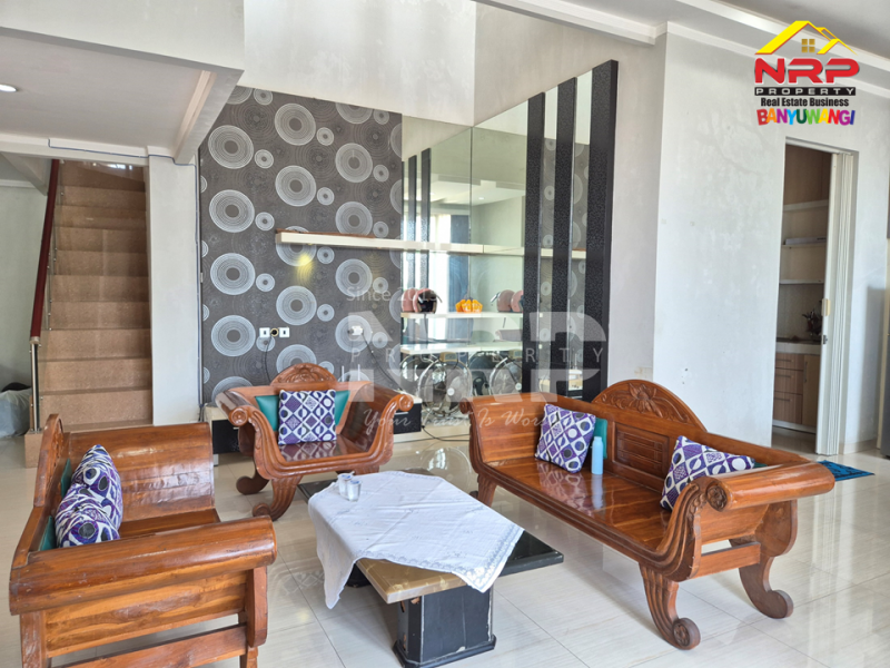 Dijual Rumah Cantik Hook 2 Full Furniture di Perum. Gardenia Estate Banyuwangi Dijual Rumah Cantik Hook 2 Full Furniture di Perum. Gardenia Estate Banyuwangi Dijual Rumah Cantik Hook 2 Full Furniture di Perum. Gardenia Estate Banyuwangi
Hunian Elit Pusat Kota Dengan Lingkungan Aman, Nyaman dan Asri.&nbsp;
Onet get NRP BANYUWANGI