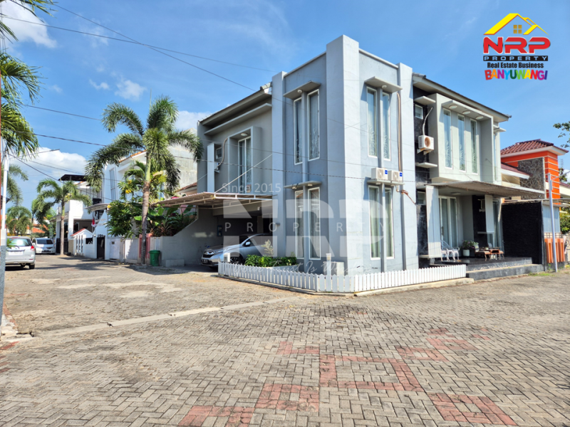 Dijual Rumah Cantik Hook 2 Full Furniture di Perum. Gardenia Estate Banyuwangi Dijual Rumah Cantik Hook 2 Full Furniture di Perum. Gardenia Estate Banyuwangi Dijual Rumah Cantik Hook 2 Full Furniture di Perum. Gardenia Estate Banyuwangi
Hunian Elit Pusat Kota Dengan Lingkungan Aman, Nyaman dan Asri.&nbsp;
Onet get NRP BANYUWANGI