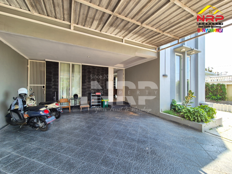 Dijual Rumah Cantik Hook 2 Full Furniture di Perum. Gardenia Estate Banyuwangi Dijual Rumah Cantik Hook 2 Full Furniture di Perum. Gardenia Estate Banyuwangi Dijual Rumah Cantik Hook 2 Full Furniture di Perum. Gardenia Estate Banyuwangi
Hunian Elit Pusat Kota Dengan Lingkungan Aman, Nyaman dan Asri.&nbsp;
Onet get NRP BANYUWANGI