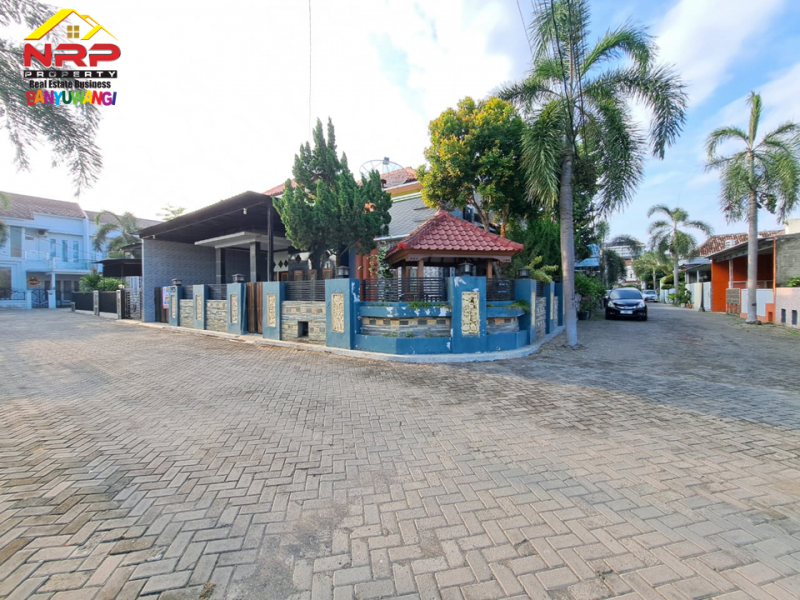 Dijual Rumah Cantik Hook Full Furniture di Perum. Gardenia Estate Banyuwangi Dijual Rumah Cantik Hook Full Furniture di Perum. Gardenia Estate Banyuwangi Dijual Rumah Cantik Hook Full Furniture di Perum. Gardenia Estate Banyuwangi
Hunian Elit Pusat Kota Dengan Lingkungan Aman, Nyaman dan Asri.&nbsp;
Onet get NRP BANYUWANGI