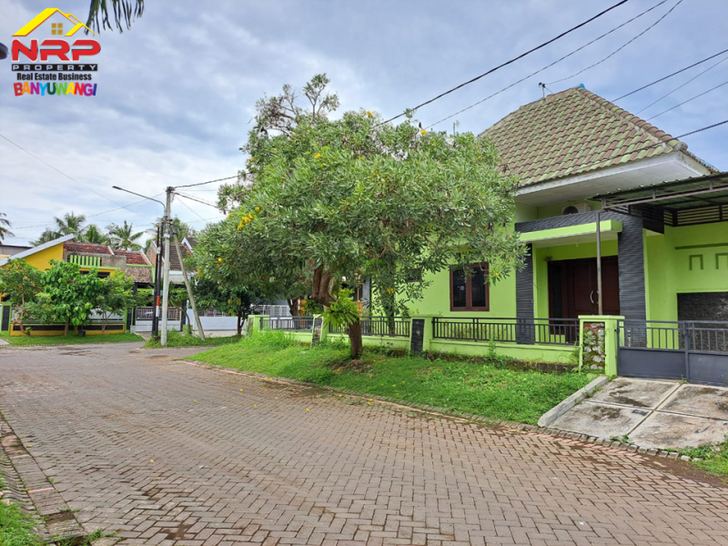 Dijual Rumah Cantik Hook Siap Huni di Perum. Mendut Regency - Banyuwangi  Dijual Rumah Cantik Hook Siap Huni di Perum. Mendut Regency - Banyuwangi  Dijual Rumah Cantik Hook Siap Huni di Perum. Mendut Regency - Banyuwangi
Hunian Exclusive terletak di Kawasan Perumahan Elit di Pusat Kota Banyuwangi
Dekat NRP BANYUWANGI