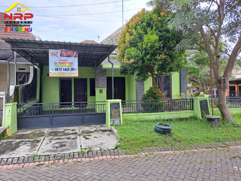 Dijual Rumah Cantik Hook Siap Huni di Perum. Mendut Regency - Banyuwangi  Dijual Rumah Cantik Hook Siap Huni di Perum. Mendut Regency - Banyuwangi  Dijual Rumah Cantik Hook Siap Huni di Perum. Mendut Regency - Banyuwangi
Hunian Exclusive terletak di Kawasan Perumahan Elit di Pusat Kota Banyuwangi
Dekat NRP BANYUWANGI
