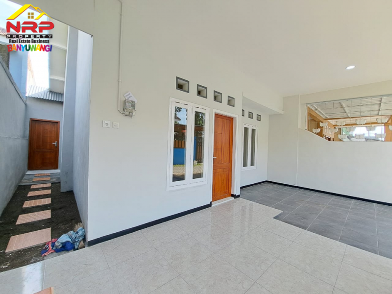 Dijual Rumah Cantik Minimalis di kawasan Wisata Banyuwangi Park  Dijual Rumah Cantik Minimalis di kawasan Wisata Banyuwangi Park  Dijual Rumah Cantik Minimalis di kawasan Wisata Banyuwangi Park&nbsp;
Sangat cocok untuk hunian atau investasi jangka panjang.&nbsp;
Lokasi Strategis, Nyaman NRP BANYUWANGI