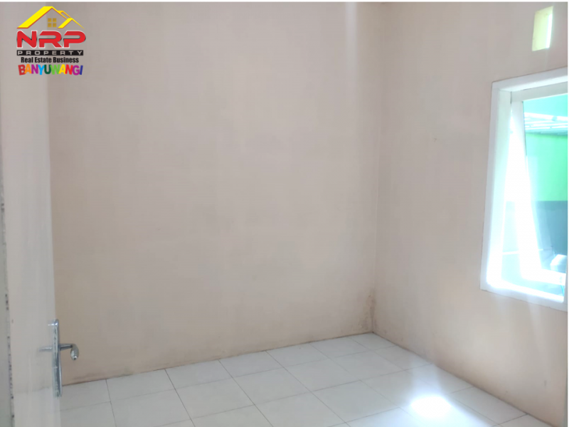 Dijual Rumah Cantik Minimalis  di Perum. Villa Bukit Mas  Dijual Rumah Cantik Minimalis  di Perum. Villa Bukit Mas  Dijual Rumah Cantik Minimalis&nbsp; di Perum. Villa Bukit Mas&nbsp;
Akses Utama Jalan MH. Thamrin Banyuwangi
Cocok untuk rumah hunian,lokasi sangat nyaman NRP BANYUWANGI