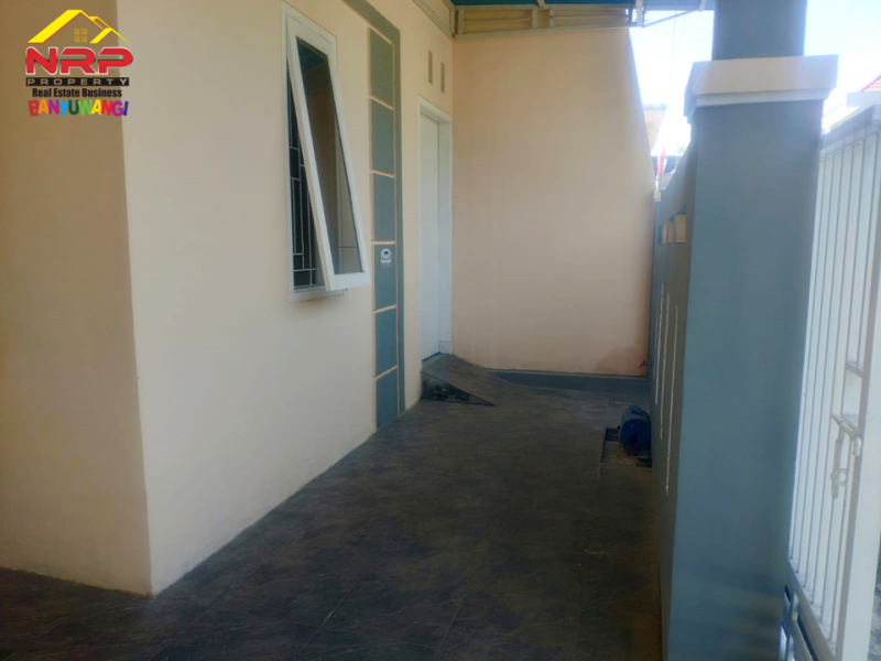 Dijual Rumah Cantik Minimalis  di Perum. Villa Bukit Mas  Dijual Rumah Cantik Minimalis  di Perum. Villa Bukit Mas  Dijual Rumah Cantik Minimalis&nbsp; di Perum. Villa Bukit Mas&nbsp;
Akses Utama Jalan MH. Thamrin Banyuwangi
Cocok untuk rumah hunian,lokasi sangat nyaman NRP BANYUWANGI