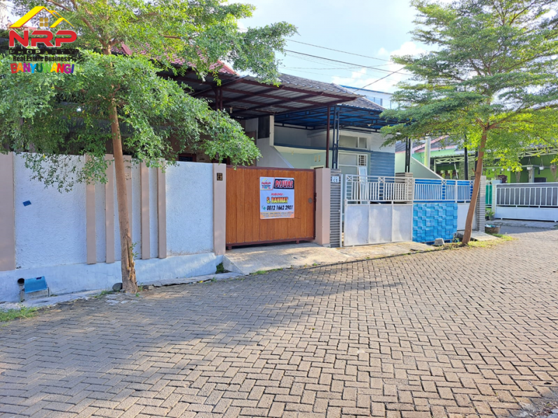 Dijual Rumah Cantik Minimalis di Pusat Kota Banyuwangi   Dijual Rumah Cantik Minimalis di Pusat Kota Banyuwangi   Dijual Rumah Cantik Minimalis di Pusat Kota Banyuwangi&nbsp;&nbsp;
Terletak di Jl. Terusan Borobudur Tamanbaru
Sangat Cocok untuk Rumah Kos Pegawai, Home NRP BANYUWANGI