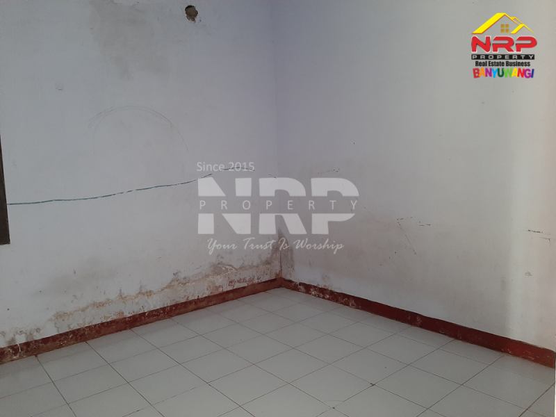 Dijual Rumah Cantik Minimalis di Vila Mutiara Hijau Kertosari - Banyuwangi  Dijual Rumah Cantik Minimalis di Vila Mutiara Hijau Kertosari - Banyuwangi  Dijual Rumah Cantik Minimalis di Vila Mutiara Hijau Kertosari - Banyuwangi&nbsp;
Terletak di kawasan bisnis aktif, ramai dan padat penduduk.&nbsp;
Lokasi NRP BANYUWANGI
