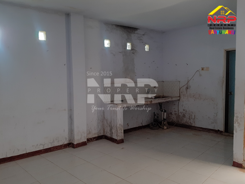 Dijual Rumah Cantik Minimalis di Vila Mutiara Hijau Kertosari - Banyuwangi  Dijual Rumah Cantik Minimalis di Vila Mutiara Hijau Kertosari - Banyuwangi  Dijual Rumah Cantik Minimalis di Vila Mutiara Hijau Kertosari - Banyuwangi&nbsp;
Terletak di kawasan bisnis aktif, ramai dan padat penduduk.&nbsp;
Lokasi NRP BANYUWANGI