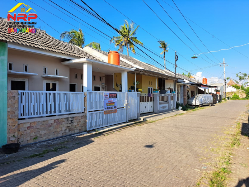 Dijual Rumah Cantik Minimalis Siap Huni di Perum Kertosari Land Banyuwangi Dijual Rumah Cantik Minimalis Siap Huni di Perum Kertosari Land Banyuwangi Dijual Rumah Cantik Minimalis Siap Huni di Perum Kertosari Land Banyuwangi
Bangunan Sudah Full Renovasi&nbsp;
Dekat Fasalitas Pendidikan dan Tempat NRP BANYUWANGI