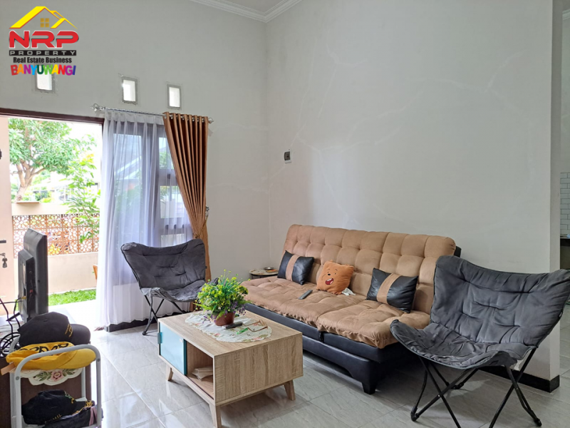 Dijual Rumah Cantik  Murah Full Perabot Siap Huni di Perum. Brawijaya Residance - Banyuwangi Dijual Rumah Cantik Full Perabot Siap Huni di Perum. Brawijaya Residance - Banyuwangi Dijual Rumah Cantik Full Perabot Siap Huni di Perum. Brawijaya Residance - Banyuwangi
Sangat Cocok Untuk Hunian Dekat dengan Fasilitas Pendidikan, NRP BANYUWANGI